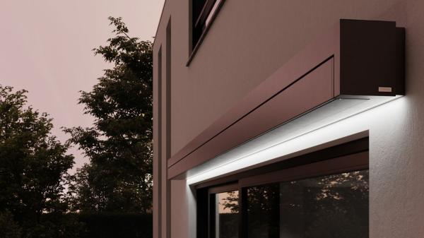 Markise Lux mit beleutetem Kasten
